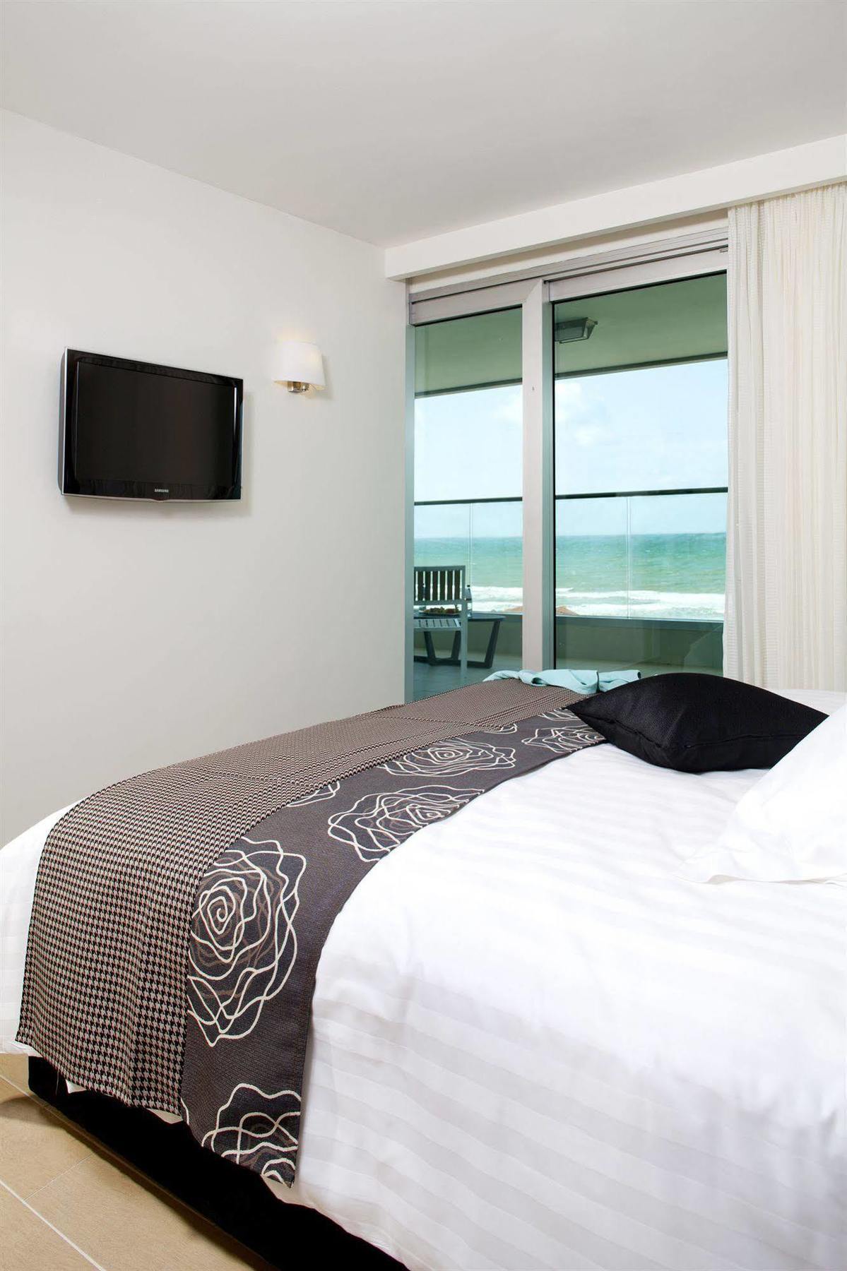 West All Suites Hotel Asdode Exterior foto